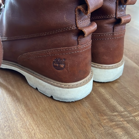 Women’s Timberland Brown Leather Waterproof Boots - Picture 2 of 6